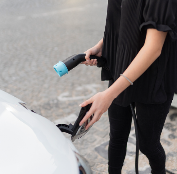 close-up-electric-car-france 1
